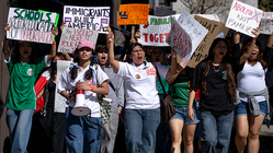 Anti-ICE walkout exposes how school district 'failed' parents, risked student safety: 'Broken my trust' Optometrist Canberra
