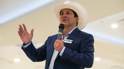 Pop star-turned-Dem candidate's defense of graphic murder video resurfaces in key House race Optometrist Canberra
